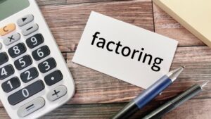 介護事業者におすすめのファクタリング会社比較17選！介護報酬ファクタリングのメリット・デメリットや会社の選び方も紹介